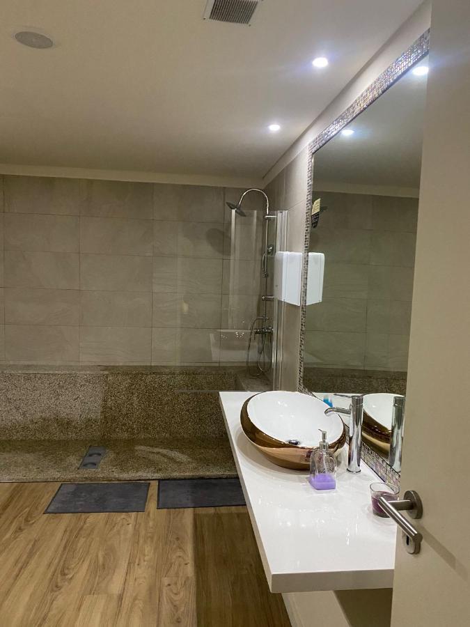 Evolue Hotel Порто Екстериор снимка